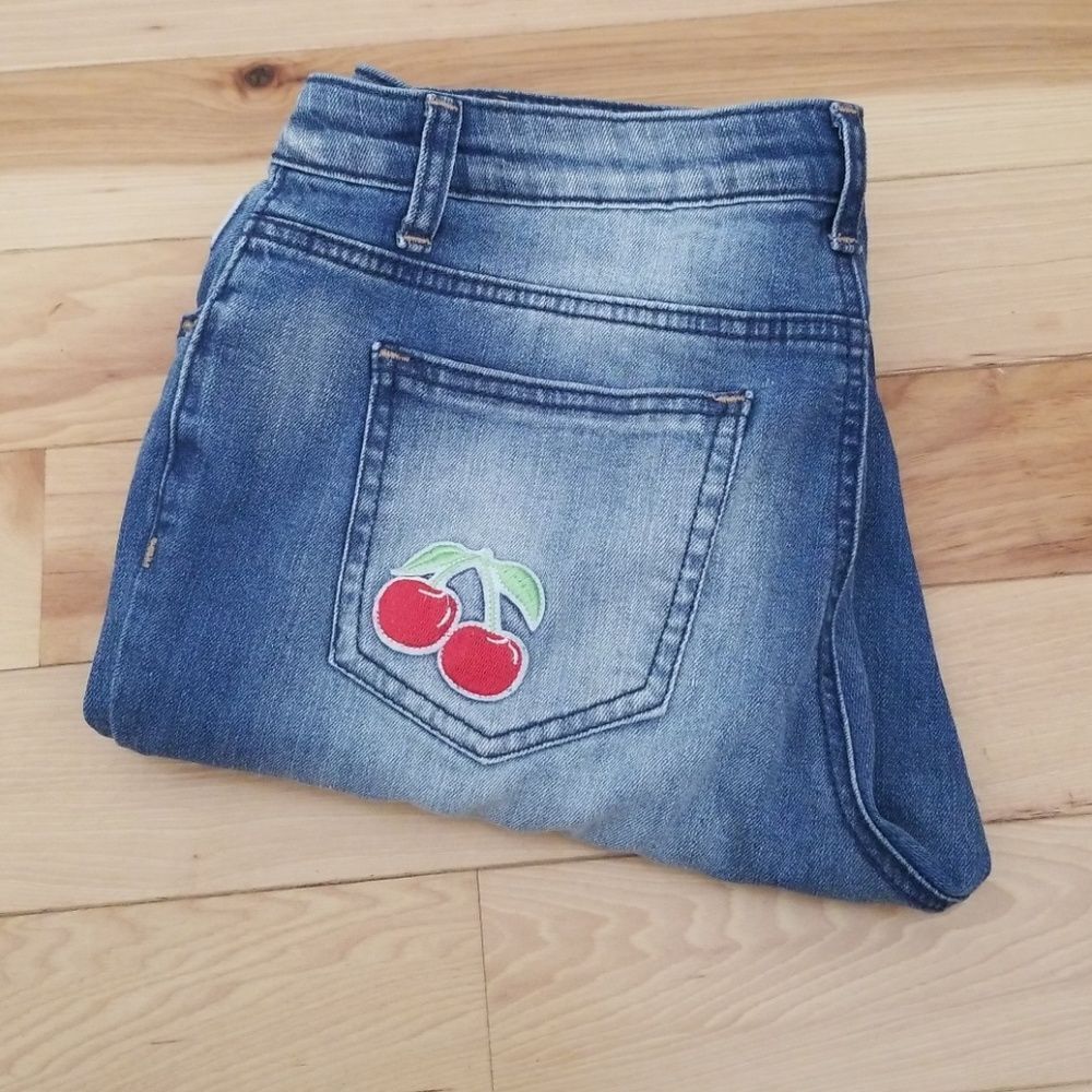 EUC Vanilla Star Skinny Jeans